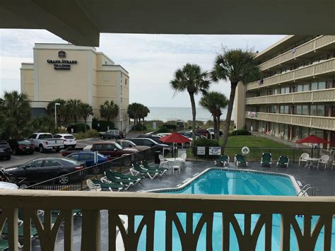 Beach front motel - 